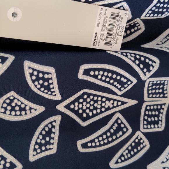 Women's NWT Croft & Barrow Medium shift dress - Picture 3 of 5